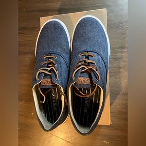 Sperry striper ll cvo, size 13, blue